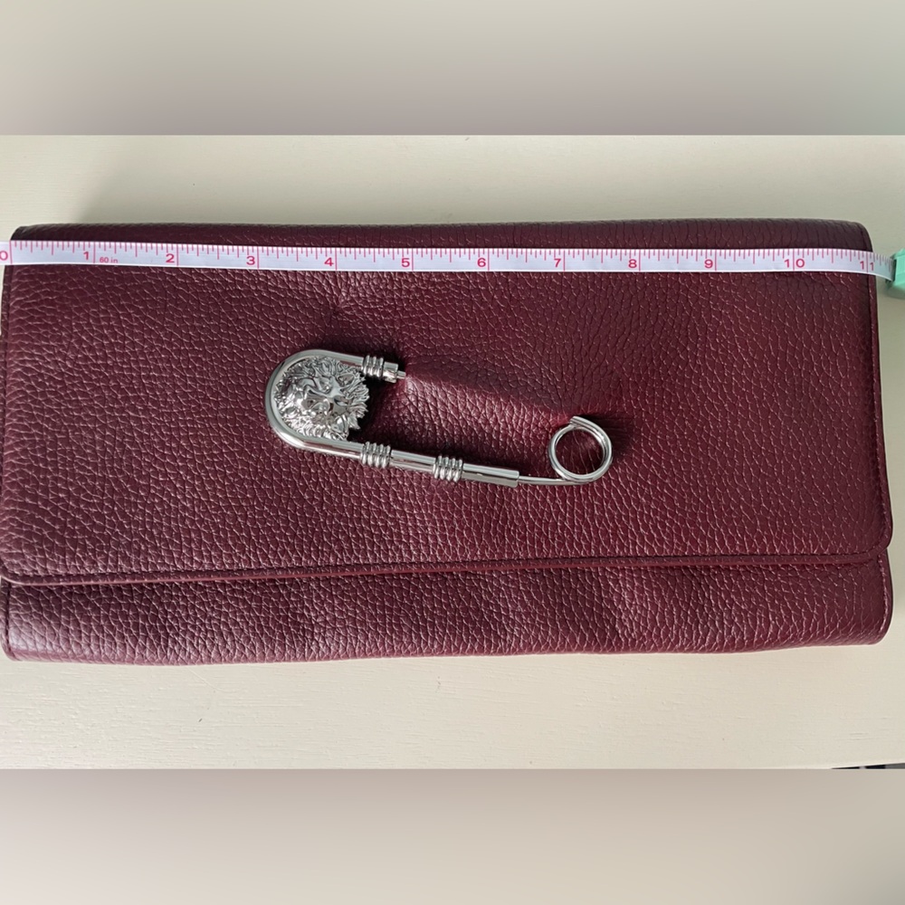 Versace Versus Clutch/Cross Body Bag New With tags - Picture 9 of 10
